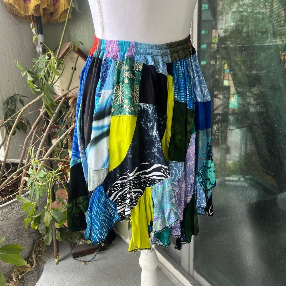 Mini skirt - Picture 2 of 3